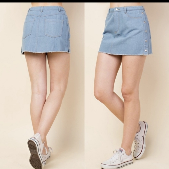 SIDE SNAP DENIM SKIRT - Picture 3 of 7